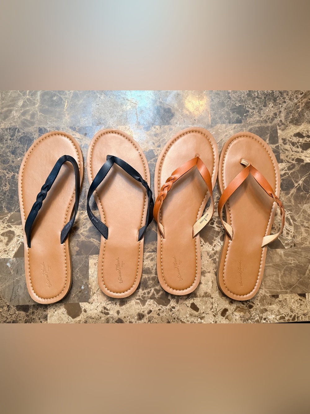 Universal Thread Tan Footbed Flip Flop Sandals, Black and Brown Pair